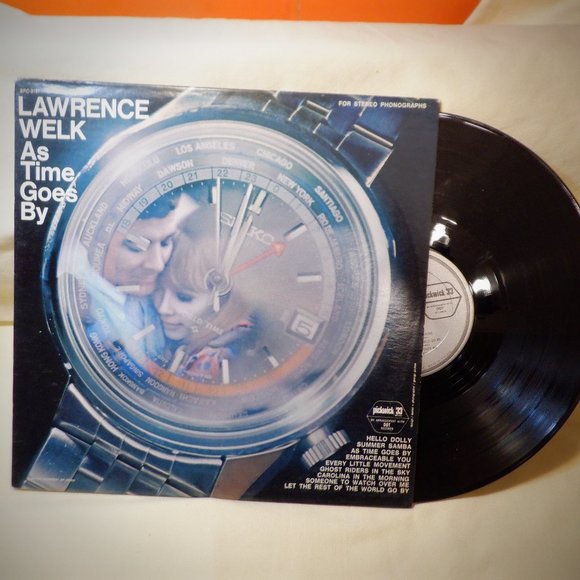 *** LAWRENCE WELK *** AS Time Goes By ~ Vintage - Vinyl LP - Picture 1 of 2